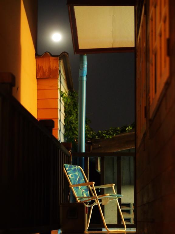 Chommuang Guest House Ayutthaya Bagian luar foto